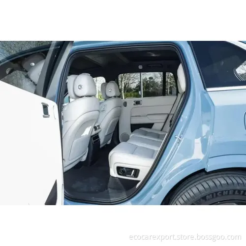 Nuovi veicoli energetici Lixiang L7 Auto elettrica ibrida a 5 porte SUV a 5 porte Dual Motor 4WD Nuova auto Scooter mobilità